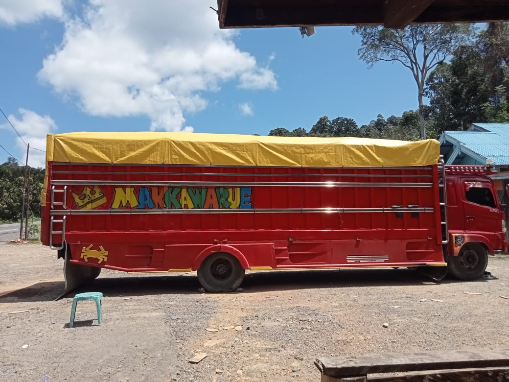 Layanan pengangkutan barang industri transporter Kalimantan Timur